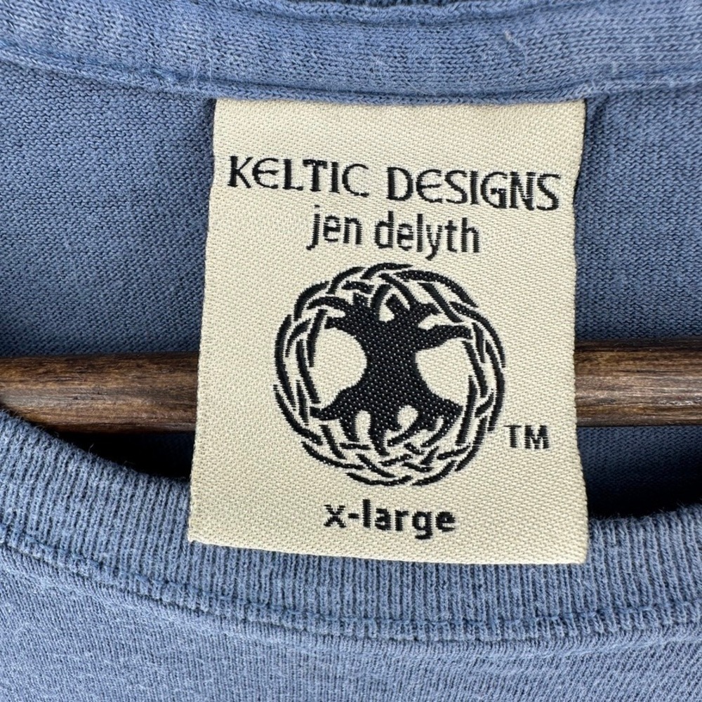 VTG 1996 Jen Delyth Keltic Designs The Morrigan T-Shirt XL Blue Made USA 1990s - Picture 6 of 11